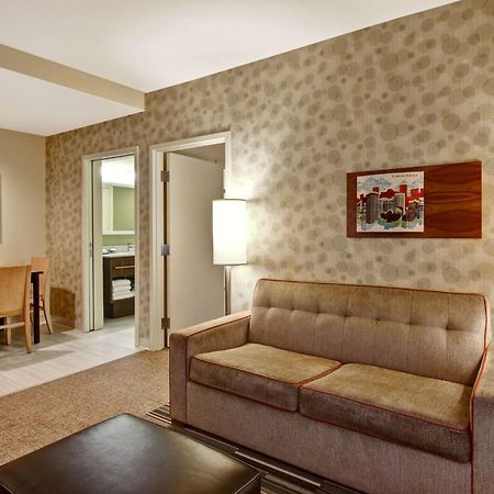 Home2 Suites By Hilton West Едмонтон Екстер'єр фото