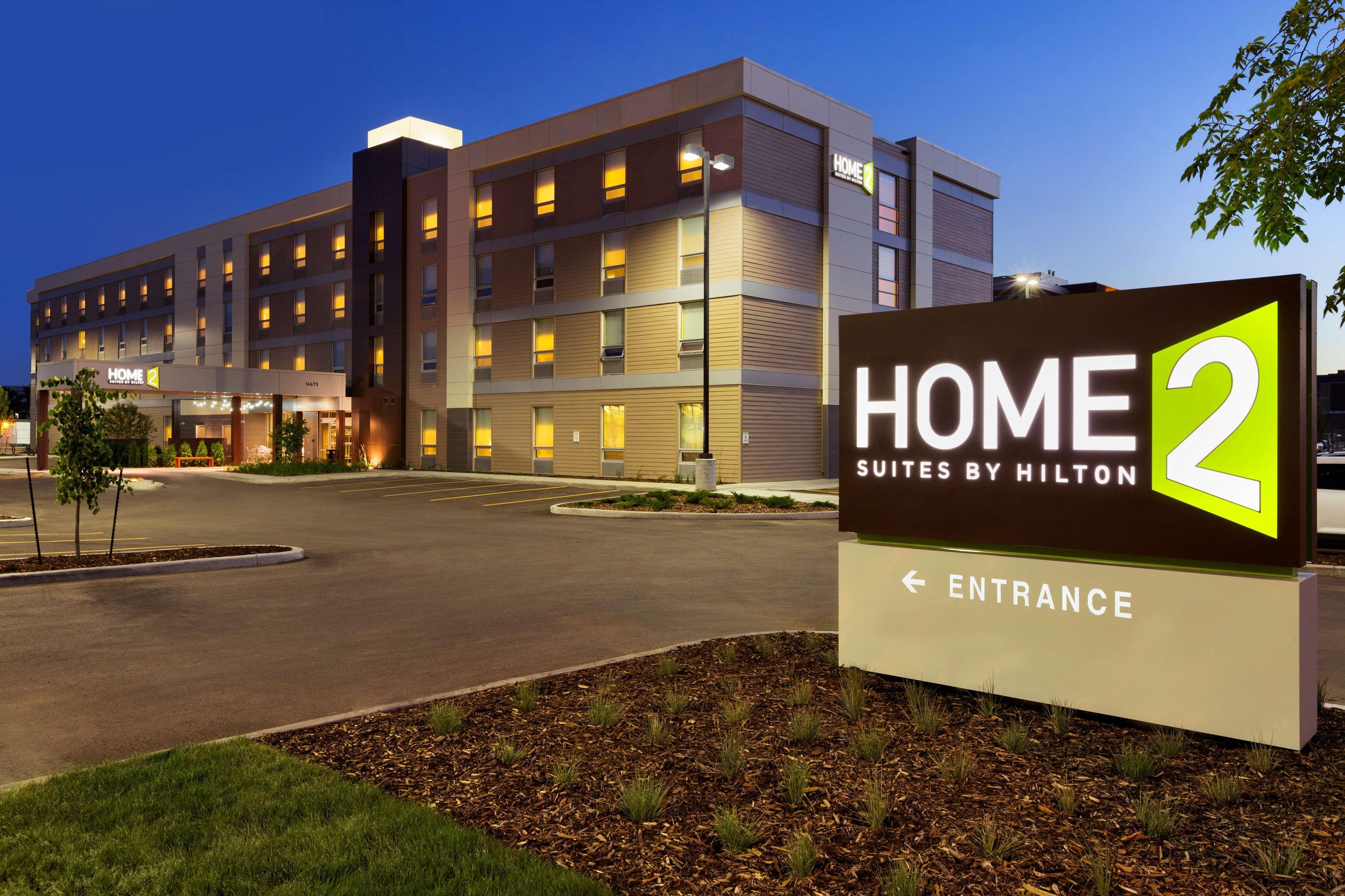 Home2 Suites By Hilton West Едмонтон Екстер'єр фото