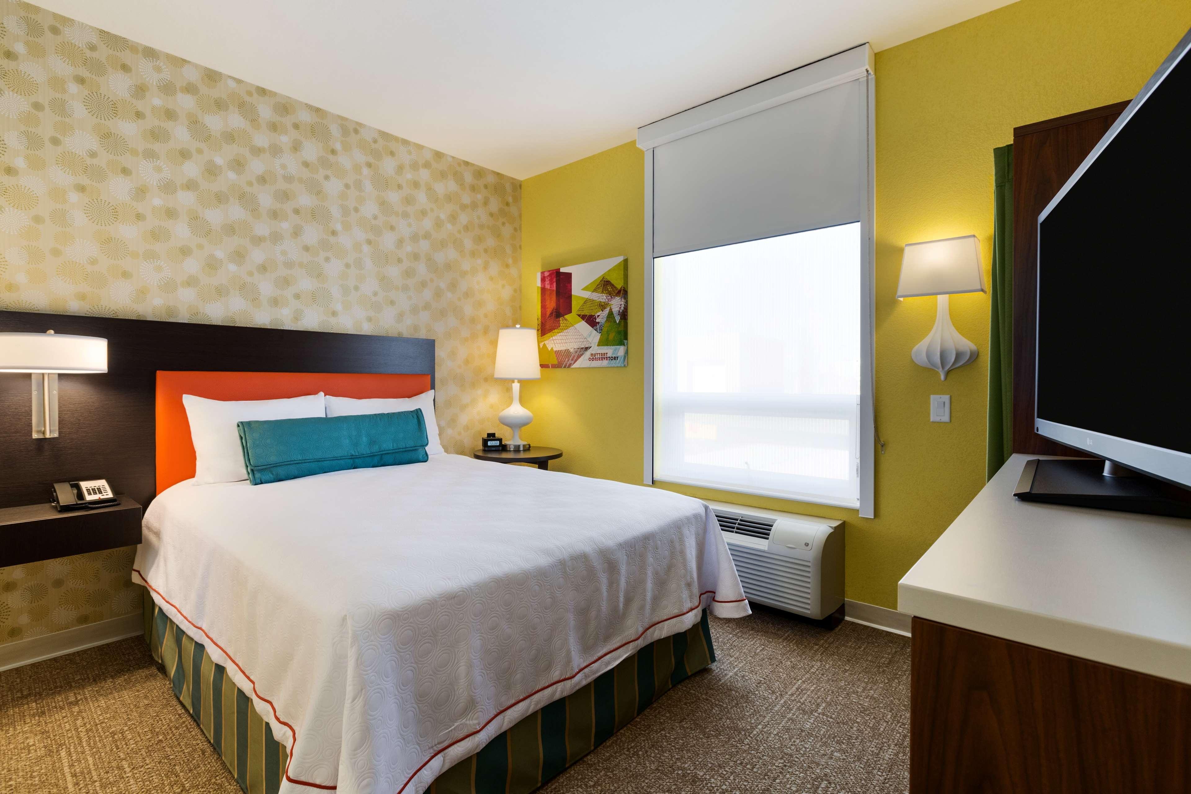 Home2 Suites By Hilton West Едмонтон Екстер'єр фото