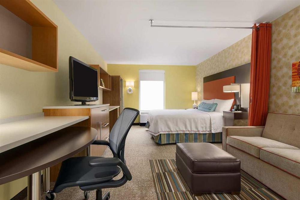 Home2 Suites By Hilton West Едмонтон Номер фото
