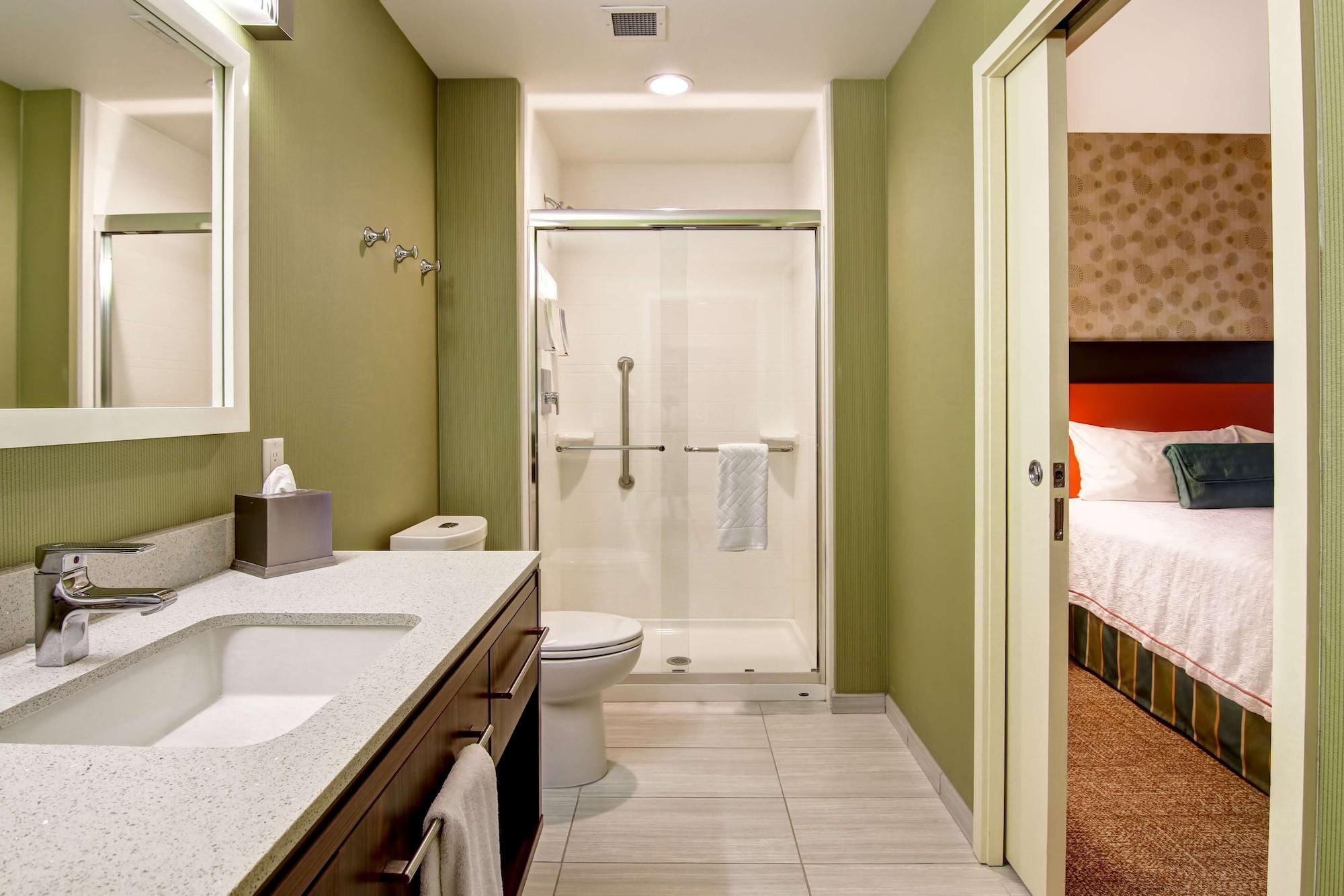 Home2 Suites By Hilton West Едмонтон Екстер'єр фото