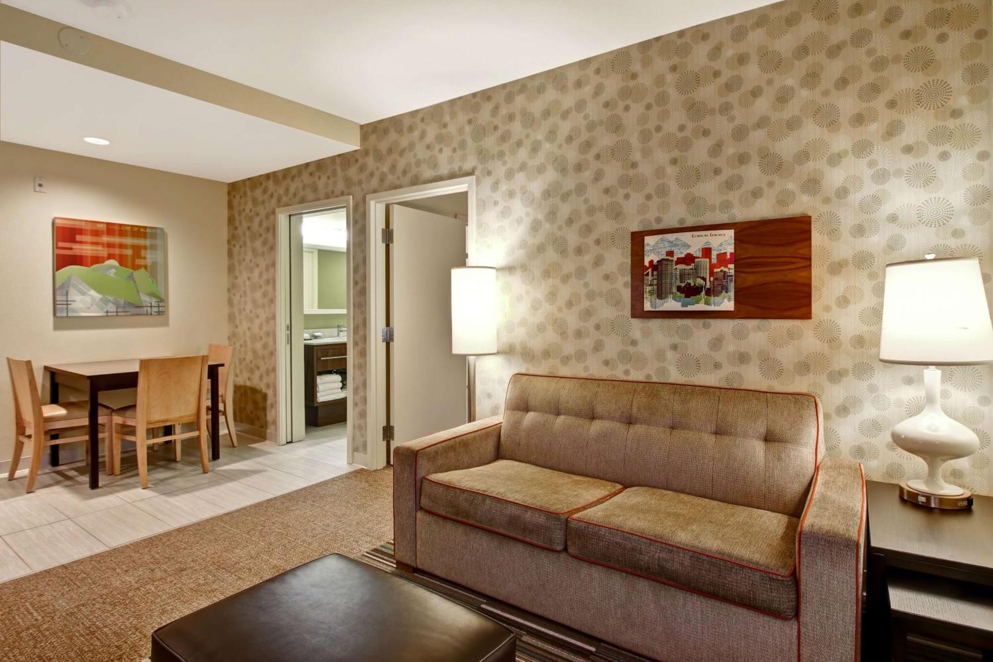 Home2 Suites By Hilton West Едмонтон Екстер'єр фото