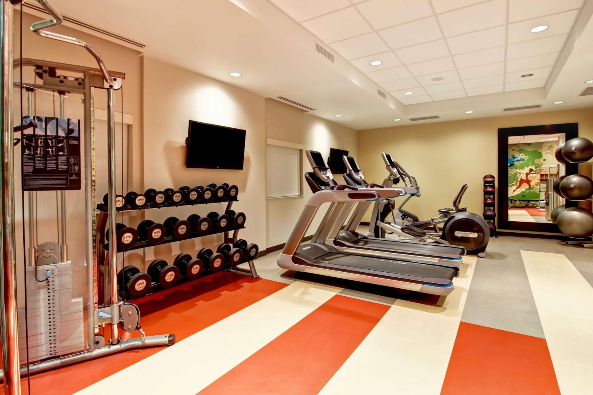 Home2 Suites By Hilton West Едмонтон Екстер'єр фото