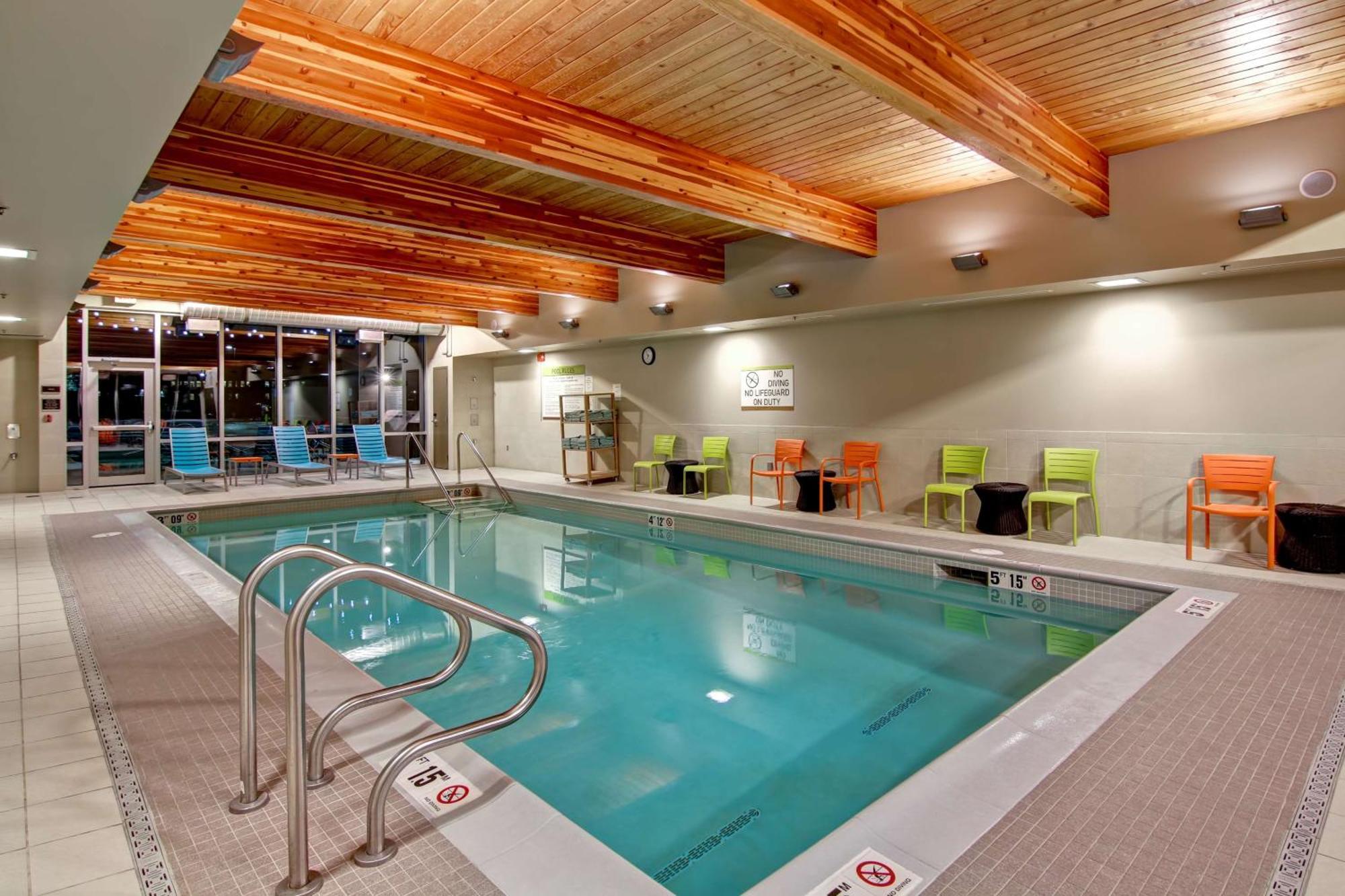 Home2 Suites By Hilton West Едмонтон Екстер'єр фото